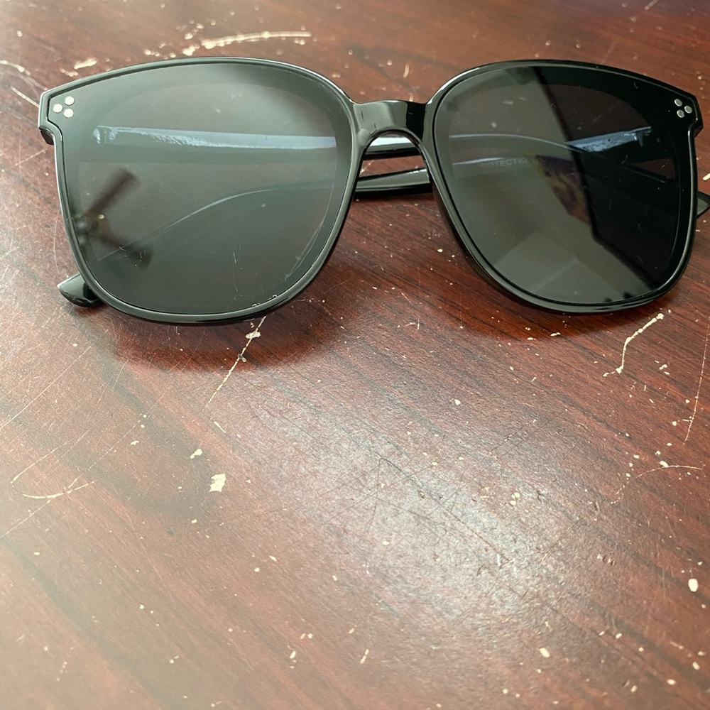 Classic Black Sunglasses